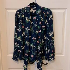 Like new - LOFT Navy Floral Blouse
